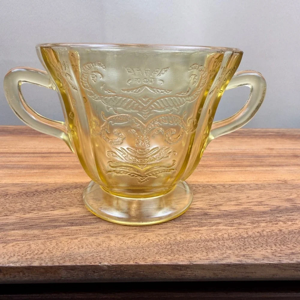 Federal Glass Madrid‎ Amber Yellow Depression Glass Creamer and Sugar Bowl Set